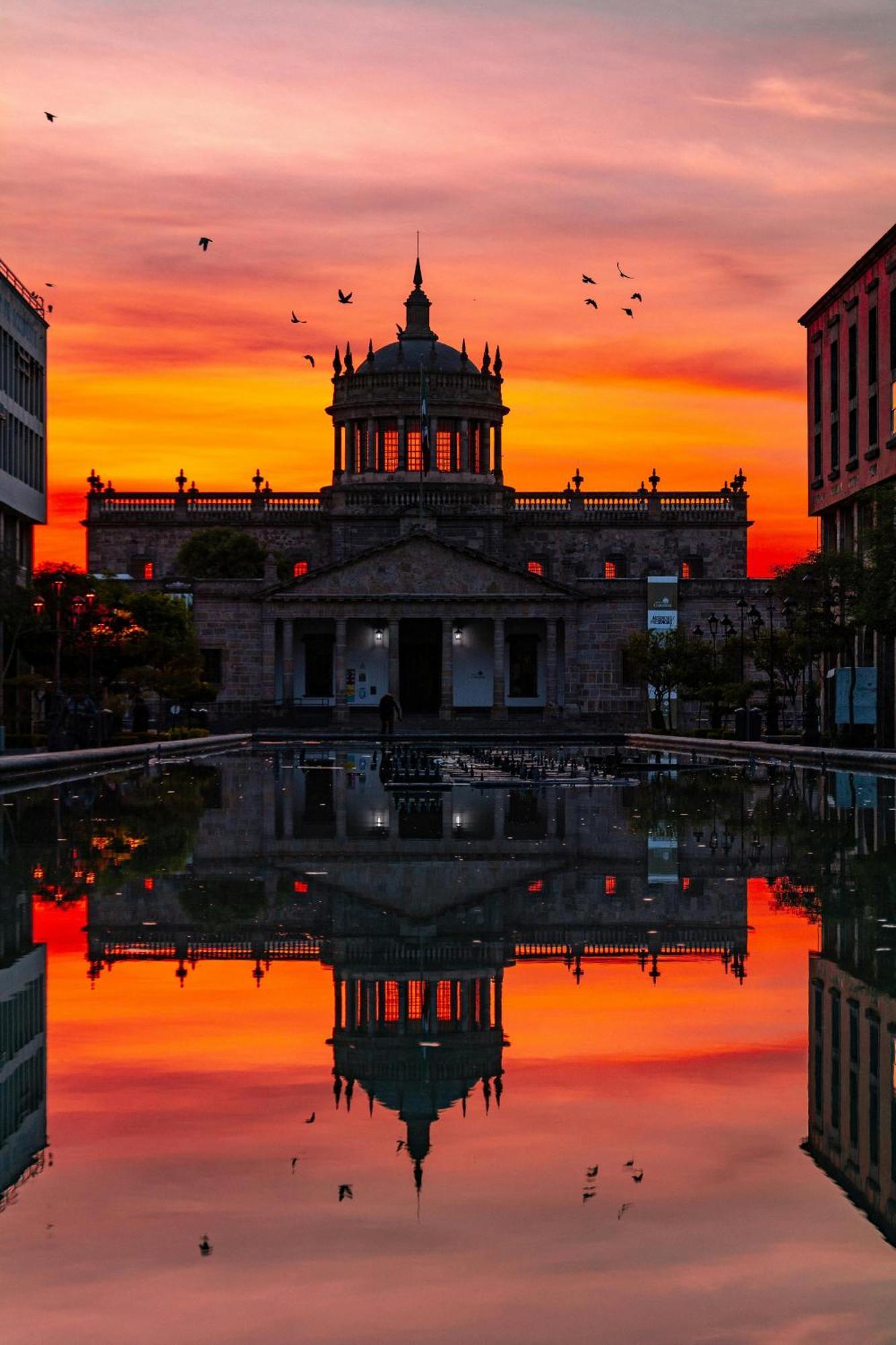 Depa Familiar Centrico Gdl Con Estacionamiento Leilighet Guadalajara Eksteriør bilde