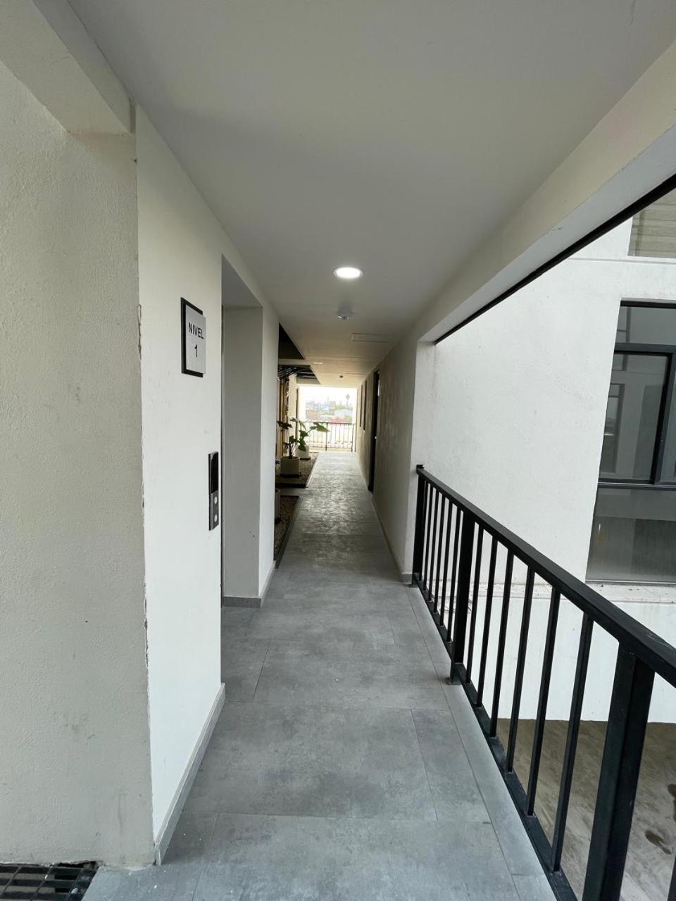 Depa Familiar Centrico Gdl Con Estacionamiento Leilighet Guadalajara Eksteriør bilde
